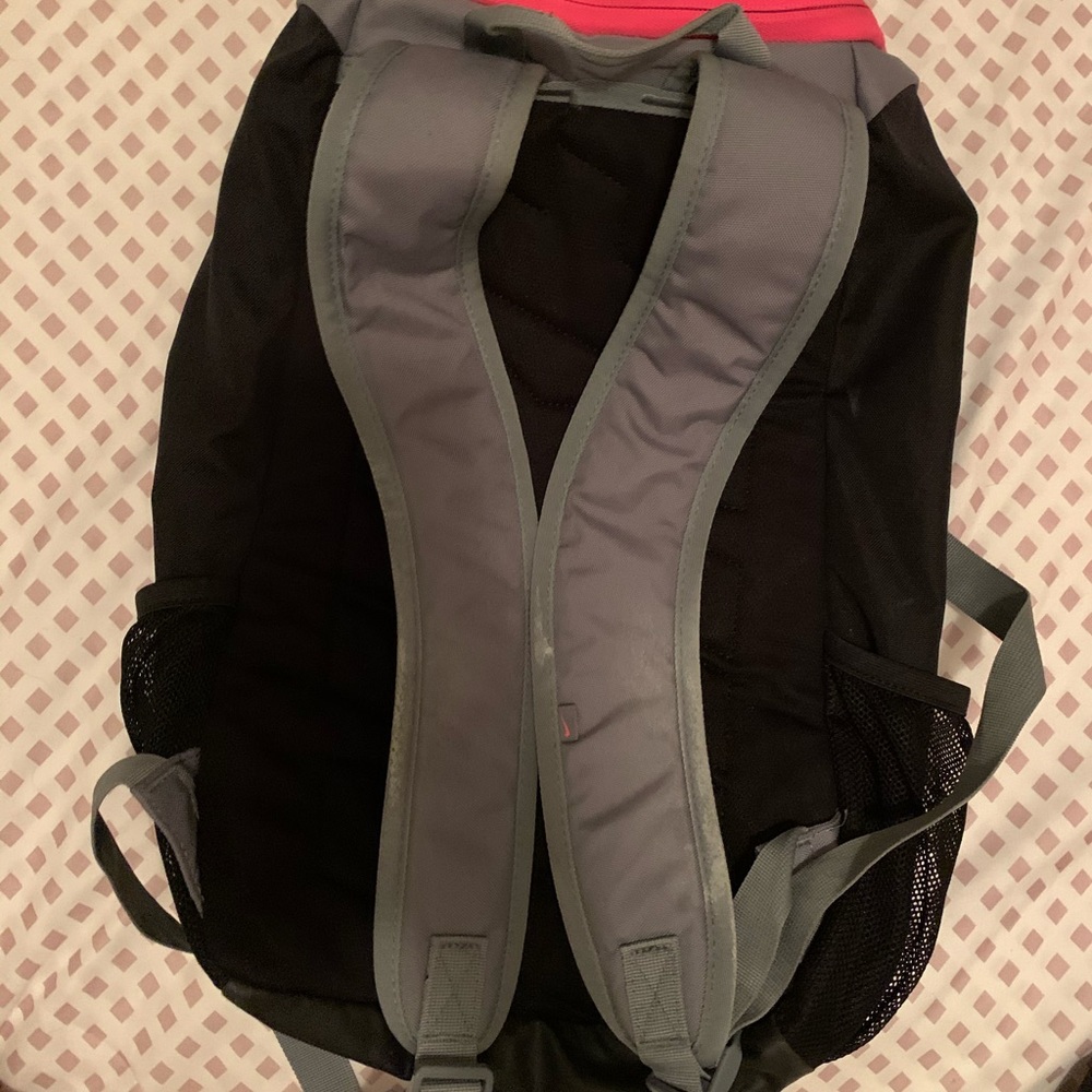 Nike backpack - Picture 2 of 2